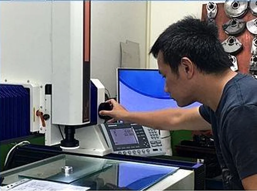 Optical inspection equipment used for spring dimensional verification